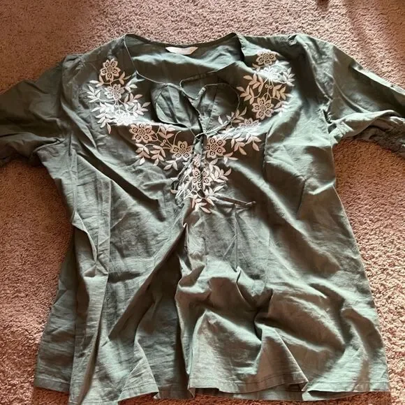 Lucky brand green embroidered top M - Picture 6 of 9